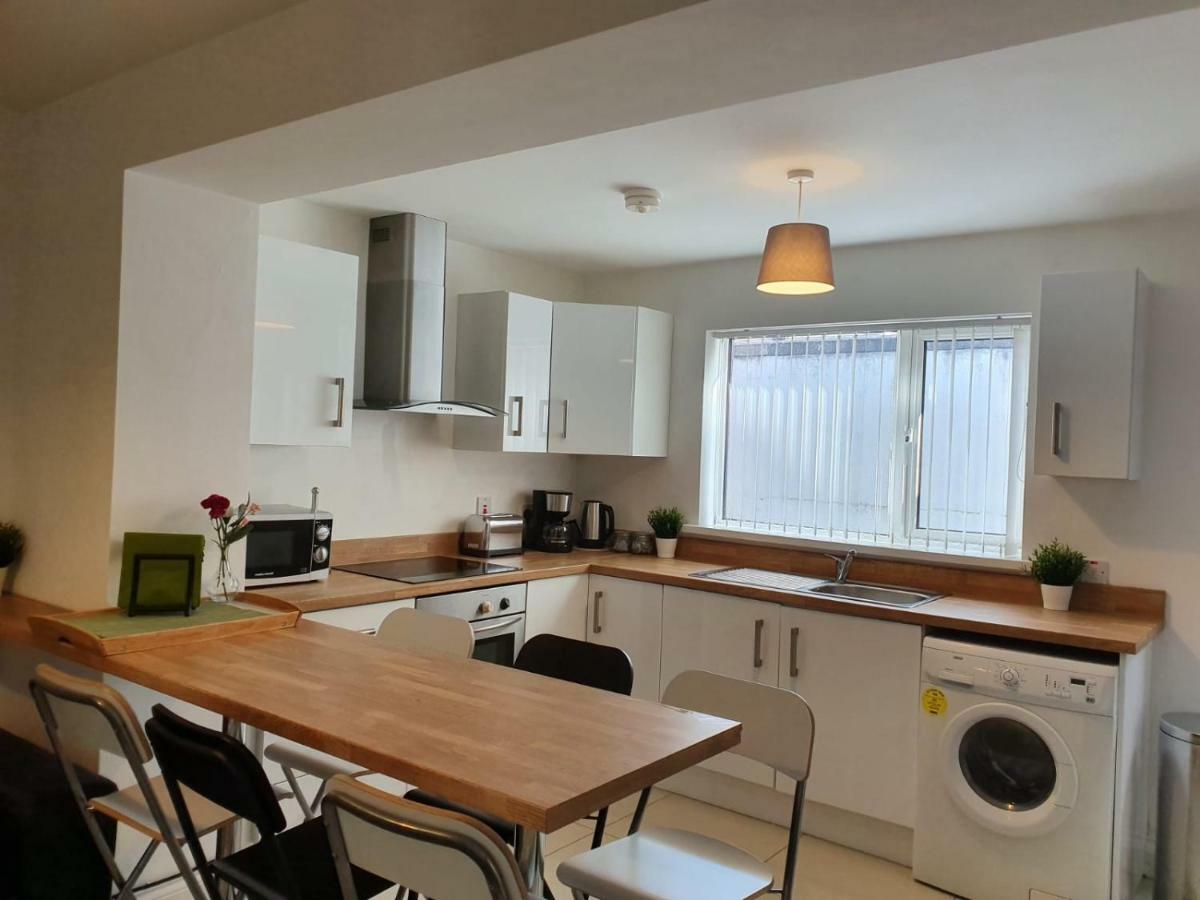 Broadway Belfast Villa Esterno foto